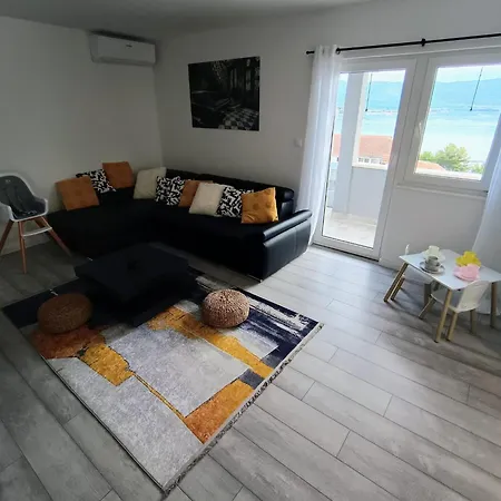Perleta Luxury Sea View With Jacuzzi