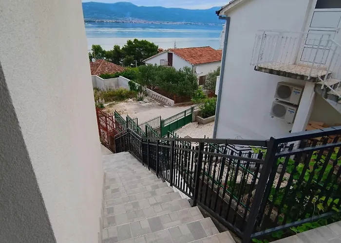 Apartament Perleta Luxury Sea View With Jacuzzi *