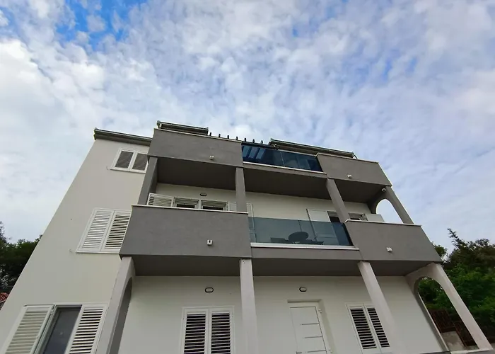 Apartament Perleta Luxury Sea View With Jacuzzi Trogir