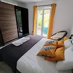 Perleta Luxury Sea View With Jacuzzi 트로기르