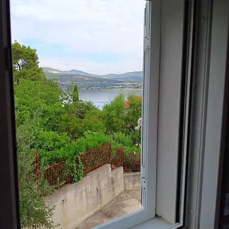 Perleta Luxury Sea View With Jacuzzi 아파트