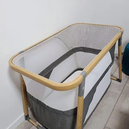 Perleta Luxury Sea View With Jacuzzi דירה טרוגיר