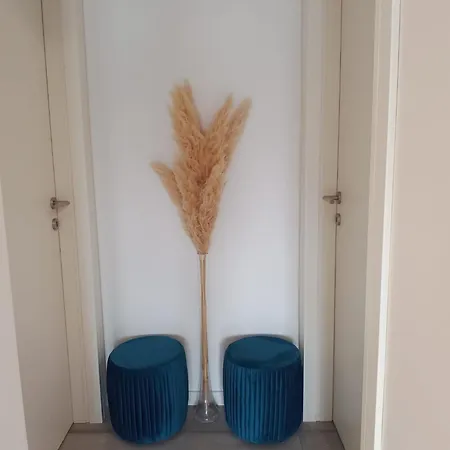 Perleta Luxury Sea View With Jacuzzi טרוגיר